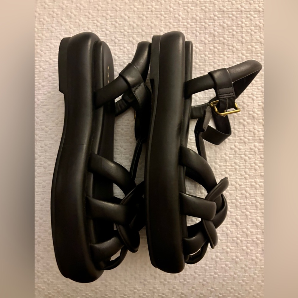 COACH Black Knotted Women's Sandals. - Picture 3 of 4